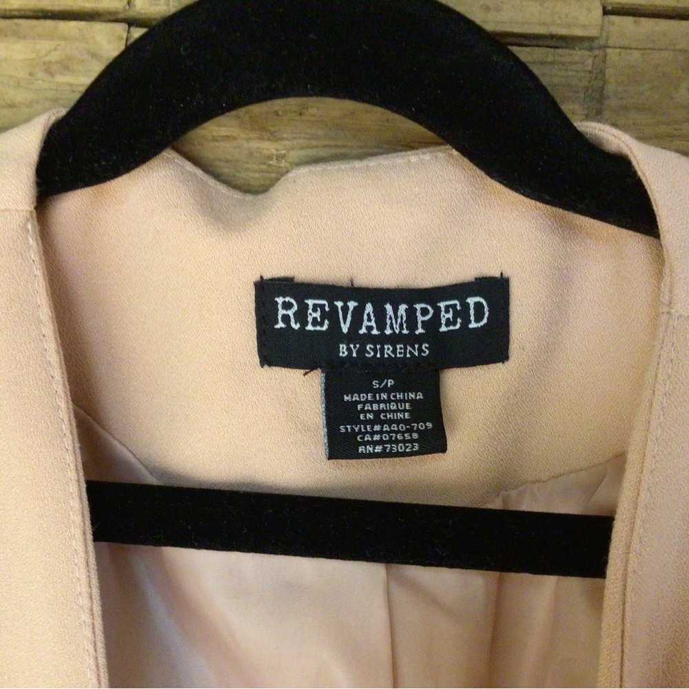 Jacket 🌴 REVAMPED - Picture 2 of 4